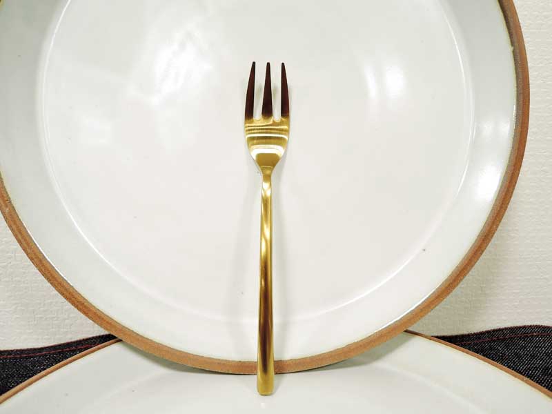 デザートフォーク マット ゴールド フォーク テーブル ティーフォーク 金 カトラリー つや消し ステンレス シンプル カフェ 上品 エレガント ゴージャス おしゃれ