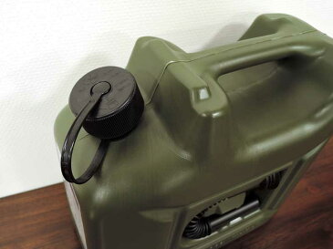 フューエルカン プロ 10L ウォータータンク 燃料タンク 灯油缶 ポリタンク ロックキャップ アーミー ミニタリー サーフィン アウトドア 大人 オシャレ 輸入雑貨