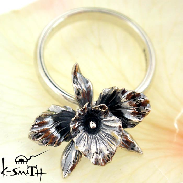 P[X~X K-SMITH o[Xf[ t[ Vo[ O w 12JgA Birthday Flower Ring KF-RING-12