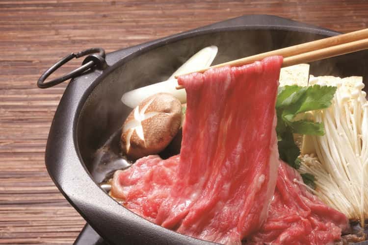 【最大5000円OFFクーポン+ポイント5倍!20日まで!】 佐賀牛 すき焼き しゃぶしゃぶ モモ バラ300g ご進物 ギフト 贈り物に 離島配送不可