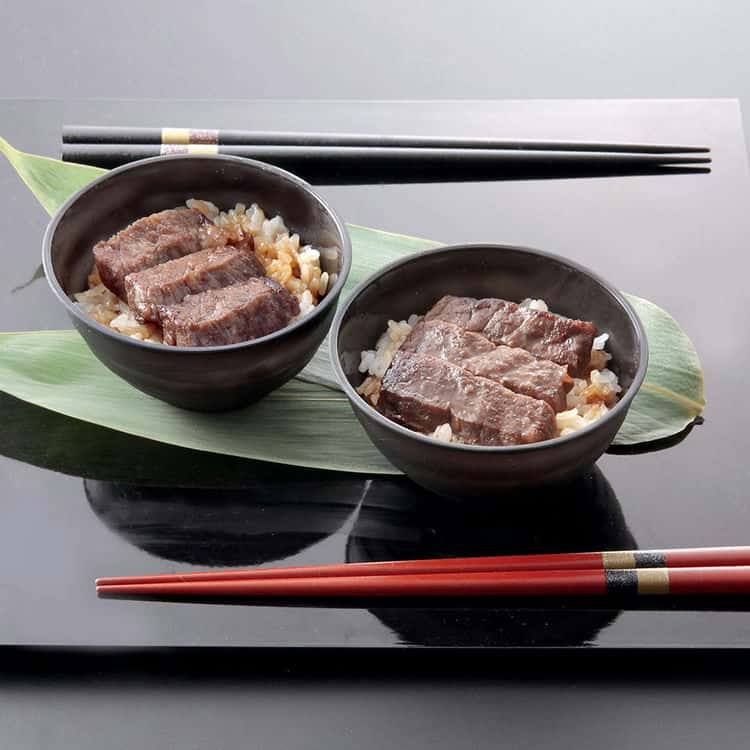 【最大5000円OFFクーポン+ポイント5倍!20日まで!】 佐賀牛 ステーキ小丼 150gx4 黒毛和牛 牛肉 佐賀牛と佐賀県産のお米を使用して特製のタレで味付けしたステーキ丼です ご進物 ギフト 贈り物に 離島配送不可