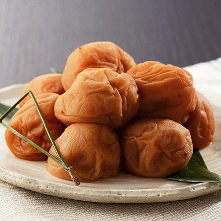 【ポイント5倍! 18日まで!】 和歌山 紀州南高梅 つぶれ梅 はちみつ 2kg 500gx4 塩分6% 梅干し 製造過程で出来てしまうつぶれ梅ですが キズを取り除いたものや少しだけつぶれてしまったものだけを選んでパック ご進物 ギフト