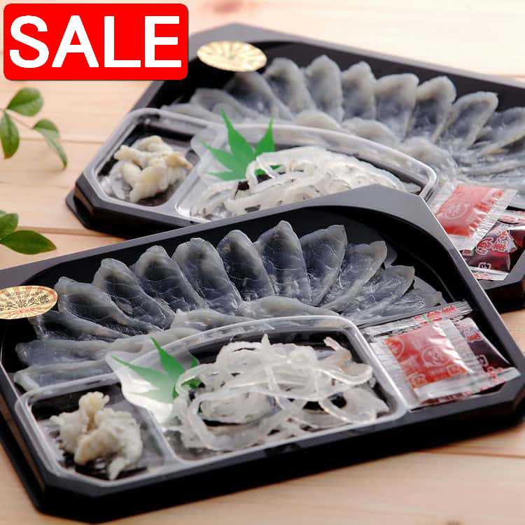 【スーパーSALE 10%OFF！】 大分豊後産 とらふぐ刺身セット A とらふぐ刺身30g とらふぐ皮10g とらふぐボイル身2ケ x2皿 魚の宝庫豊後水道で育成された新鮮なとらふぐを職人技で1枚1枚丁寧に盛り付けました ご進物 ギフト