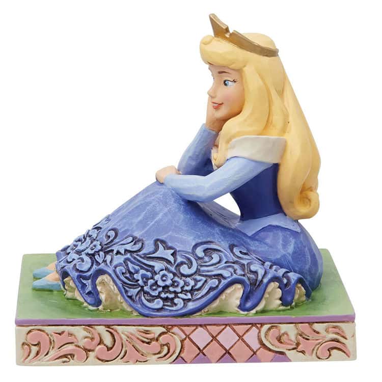 【ポイント2倍!マラソン期間中!】 オーロラ姫 シッティングポーズ ディズニー フィギュア 【Disney Traditions】 置物 インテリア enesco エネスコ コレクション 人気 ブランド ギフト 贈り物 プレゼントに 6013074 [3]