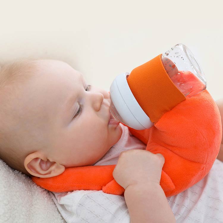 赤ちゃん 授乳 クッション セルフミルク 哺乳瓶ホルダー セルフミルクッション へ...
