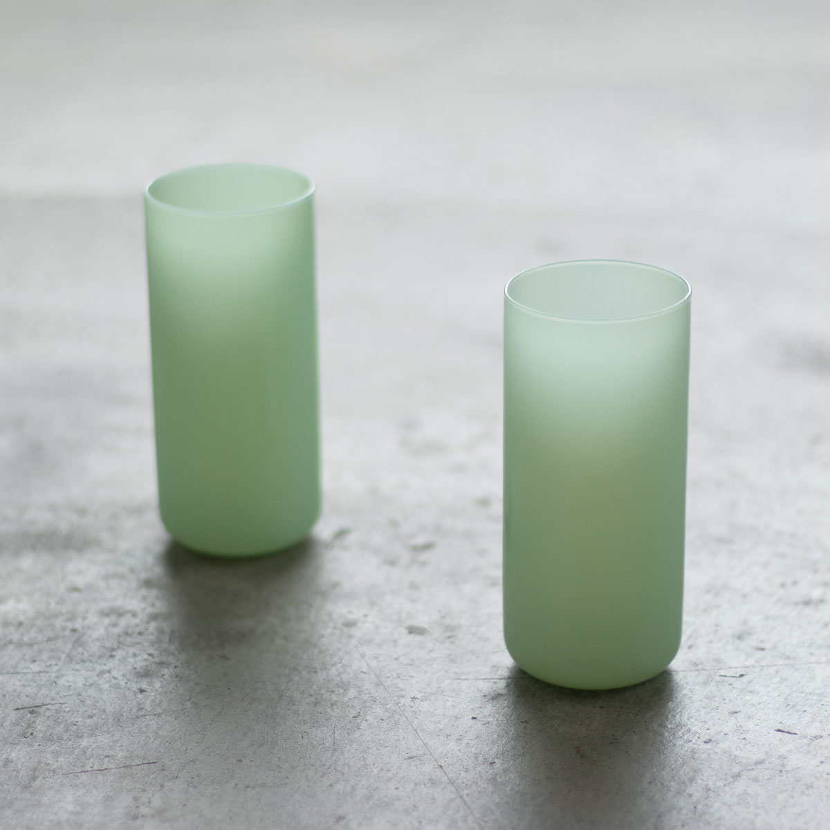 食器 正規品 ideaco イデアコ ミルクガラス ハク 2点ペアセット クリアガラスにないやさしい色合い グ..