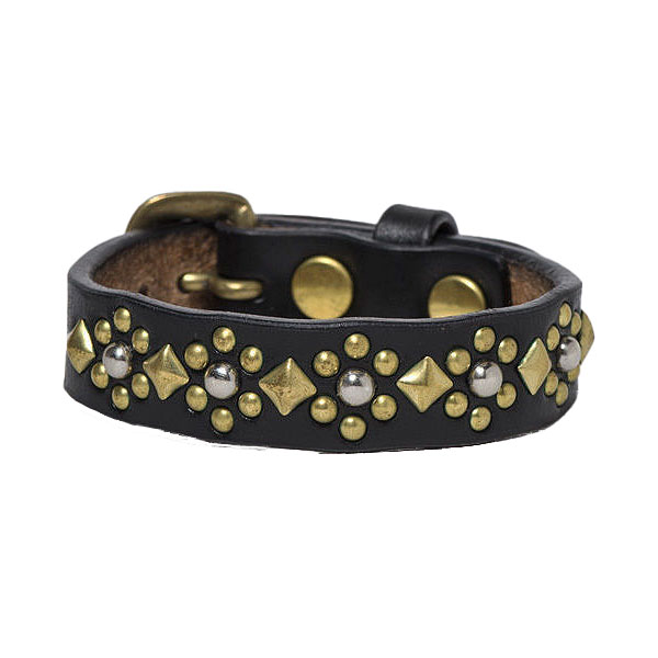 (ワンダーラスト) 15mm STUDS BRACELET -flower- / スタッズ レザーブレスレッド フラワー (ブラック) 渋谷 バックドロップ 渋谷の老舗アメカジショップ the back drop 定番 革小物 日本製