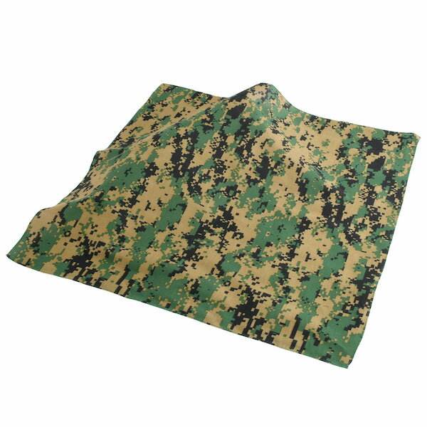 【ROTHCO】(ロスコ) CAMO BANDANA (4042) / カモ柄 バンダナ (ウッドランド デジタル カモ) バックドロップ 老舗アメカジショップ the back drop ミリタリー 大判 アウトドア [ネコポス対応]