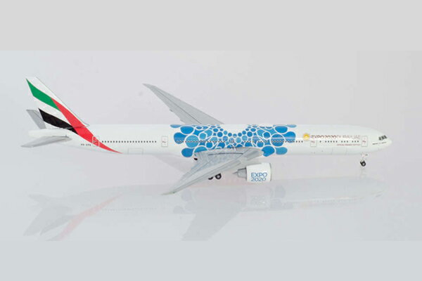 ヘルパウィングス 1/500 エミレーツ航空 B777-300ER Expo2020 Dubai "Sustainability" A6-EPK (533669) 通販 プレゼント ギフト 飛行機 航空機 完成品 模型