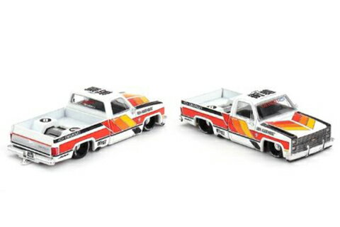 MINI-GT 1/64 シボレー シルバラード KAIDO WORKS V1(左ハンドル) (KHMG082) モデルカー ミニカー 完成品 模型 通販 プレゼント ギフト 1