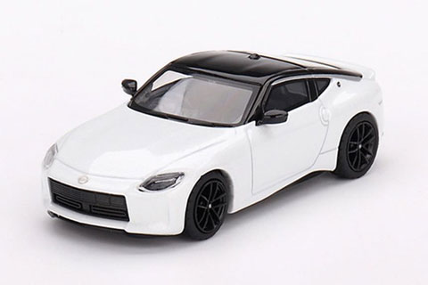 MINI-GT 1/64 Nissan Z パフォーマンス 2023 エベレストホワイト(左ハンドル) (MGT00599-L) モデルカー ミニカー 完成品 模型 通販 プレゼント ギフト