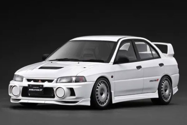 ignition_model 1/18 Mitsubishi LANCER EVOLUTION IV (CN9A) White (IG3787) 通販 プレゼント ギフト モデルカー ミニカー 完成品 模型
