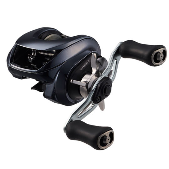 DAIWA/ダイワ　24　IMZ　TW　200H-C/200HL-C■標準自重（g）：245 ■巻き取り長さ（cm/ハンドル1回転）：87 ■ギア比：7.3 ■標準巻糸量ナイロン（lb-m）：16-110/18-100 ■標準巻糸量PE（号ーm）：2-200/3-120 ■ハンドルアーム長（mm）：90 ■ベアリング（ボール/ローラー）：10/1 ■最大ドラグ力（kg）：7 ■スプール寸法（径mm）：38 ■スプール寸法（幅mm）：24 ■ハンドルノブ仕様：ハイグリップIシェイプパワーラージノブ ■ハンドルノブ交換サイズ：S★DAIWAコネクティングシステムを通じて、リール本体のアップデートによる拡張性を備えた次世代ベイトリールシリーズIM Z。新たに200シリーズがデビュー。 200シリーズに搭載するスプール開発で目指したのは、DAIWA MAGFORCEブレーキシステムの特性全部載せ。LCコンセプトだけでなくSVコンセプト、さらにはPEライン使用時における際の超遠投スタイルまでをイメージし、スプール特性を検証。具体的には、糸を巻いた状態でのスプールユニット単位におけるウェイトバランスの調整に加え、インダクトローター新規形状を開発するに至った。