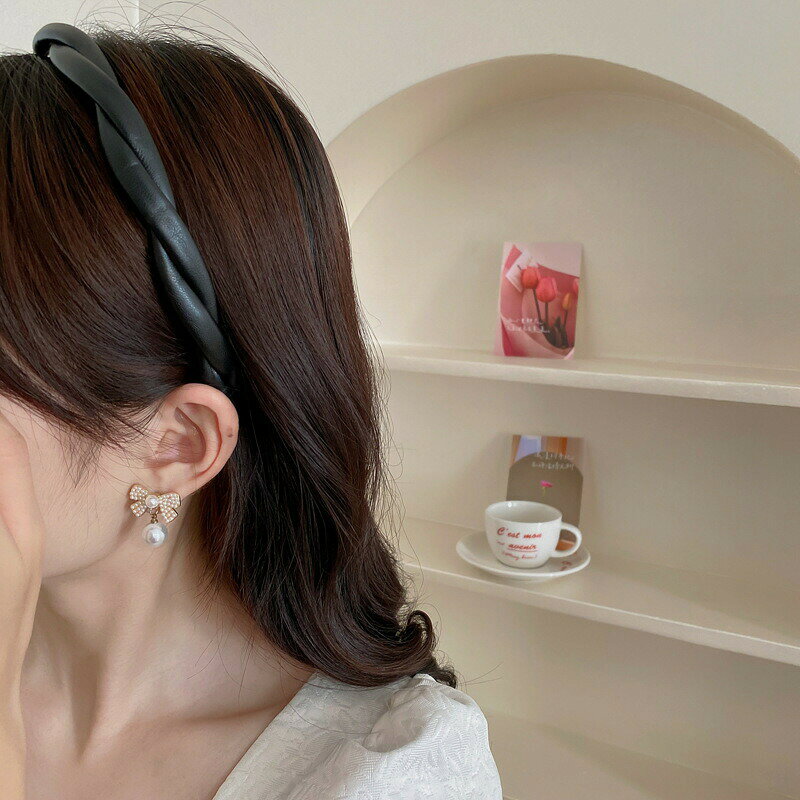 カチューシャ レディース 女性 ヘアバンド ヘアアクセサリー ヘッドバンド 髪飾り ...