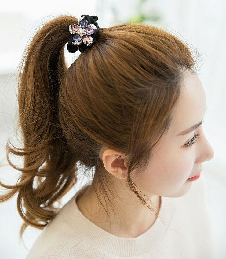シュシュ ヘアゴム ヘアアクセサリー 髪飾り レディース 女性 アクセサリー ファッ...