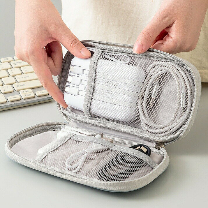 ガジェットポーチ ガジェットケース 小物入れ 収納ポーチ モバイルバッテリー イヤホン 充電ケーブル コード 旅行 出張 便利 backyard-1-10395524 BACKYARD FAMILY バッグタウン サンプル画像2
