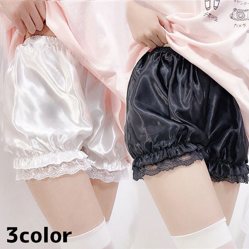 レースがかわいいレディース用ペチパンツです。ロリータ系ファッションのインナーとしても◎ 【サイズについて】画像をご参照ください。 【カラーについて】生産ロットにより柄の出方や色の濃淡が異なる場合がございます。お使いのモニターや撮影時の光の加減などにより画像と実際の商品のカラーが異なる場合もございます。予告なしにカラーやデザインなどの変更がある場合もございます。 【素材について】100%ポリエステル 【補足説明】※商品の性質上、手洗いでのお洗濯をお勧めしております。