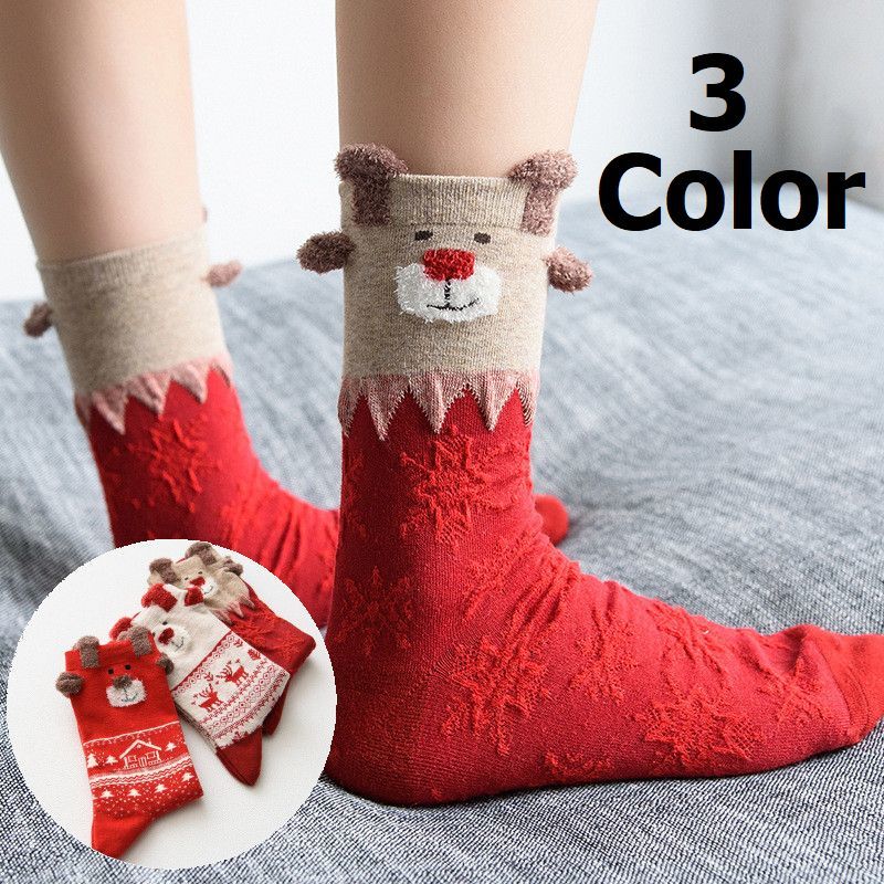 ・クリスマス風のトナカイのデザインがかわいいレディース用の靴下です。・全3色からお好きな色をお選びください。 【サイズについて】ワンサイズ 【カラーについて】生産ロットにより柄の出方や色の濃淡が多少異なる場合がございます。お使いのモニターや撮影時の光の加減などにより画像と実際の商品のカラーが若干異なる場合もございます。【サイズについて】測り方により誤差が生じる場合がございます。同じサイズでもカラーやデザインによって大きさが異なる場合もございます。【衣類・バッグ等、縫製品について】海外製品の為、縫製基準が日本と異なるケースもあることから縫製が甘い・雑・糸の始末ができていない等が見受けられる場合もございます。※上記理由による返品、はお断りする場合がございます※ 【素材について】綿