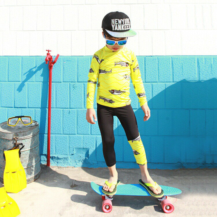 上下セット セットアップ ラッシュガード 長袖 長ズボン ロングパンツ プルオーバー 子供用 日焼け予防 UV対策 スイムウェア スイムウエア 夏 ビーチ プール 海水浴 サメ 男の子 男児 キッズ こども 子ども 高学年 シャーク 鮫 2