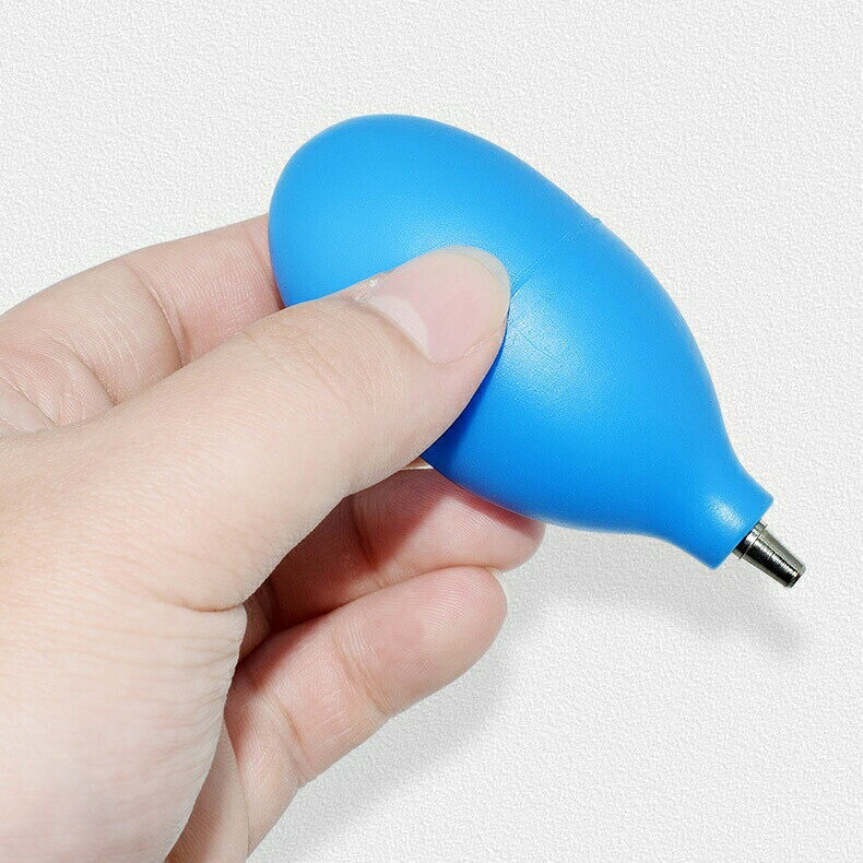 BACKYARD FAMILY バッグタウンのブロアー 手動 エアーダスター 掃除用 手動ポンプ 空気 キーボード パソコン 電子機器 カメラ レンズ 時計 清掃 吹き飛ばず｜アングル3