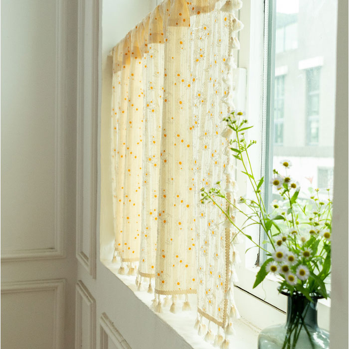 カフェカーテン フラワー ショート カーテン 好評 小窓カーテン 小さいカーテン ショートカーテン 目隠しカーテン 間仕切り 目隠し 仕切り 房 パンチフリー かわいい 可愛い 小窓用 小窓 出窓 窓 パウダールーム 喫茶店 キッチン 洗面所 おしゃれ