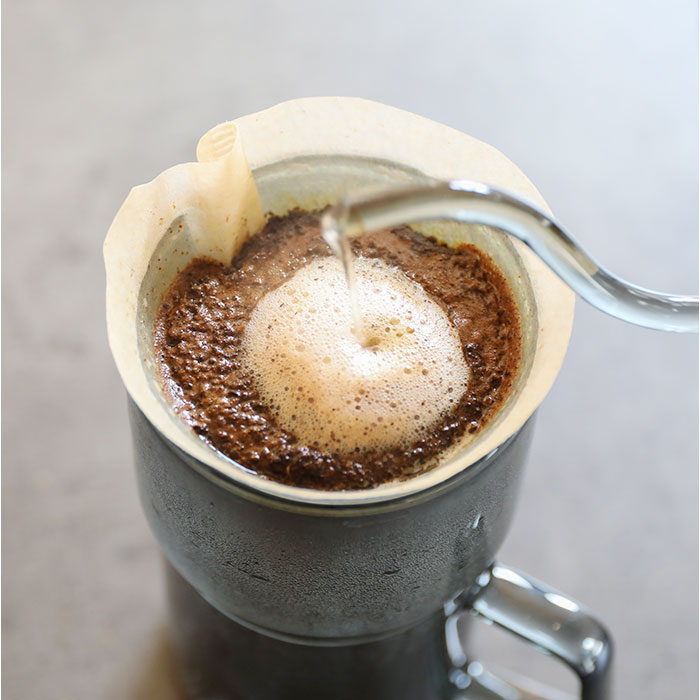 耐熱ガラス ケトル ポット 好評 ガラスケトル コーヒーケトル ガラスポット ドリップ ガラス製 食洗器対応 電子レンジ対応 珈琲 QAHWA カフア 湯沸かし 細口 コーヒー 紅茶 贈り物 おしゃれ キッチン用品 シンプル ギフト 結婚祝い やかん backyard-1-10379475 BACKYARD FAMILY バッグタウン サンプル画像3