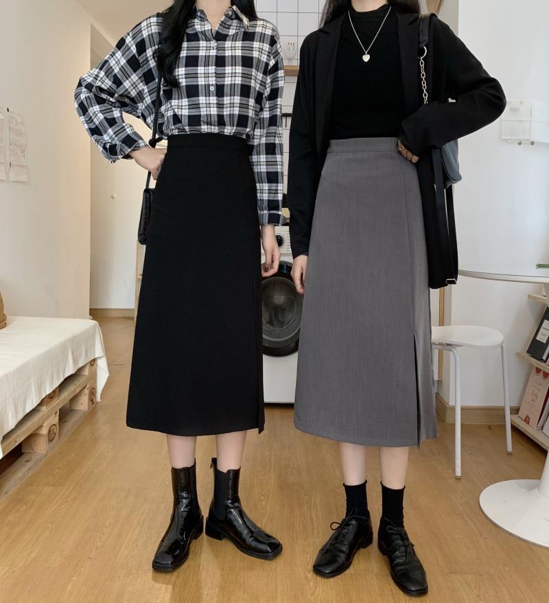 スカート 膝下丈 ミモレ丈 ロング丈 レディース 女性 婦人 大きいサイズ タイトスカート ミディアム丈 ボトムス スリット入り ハイウエスト 単色 無地 Aライン きれいめ おしゃれ かわいい カジュアル シンプル シック お出かけ 通勤 ゆったり 着回し ヘビロテ 灰 backyard-10385484 BACKYARD FAMILY ママタウン サンプル画像2