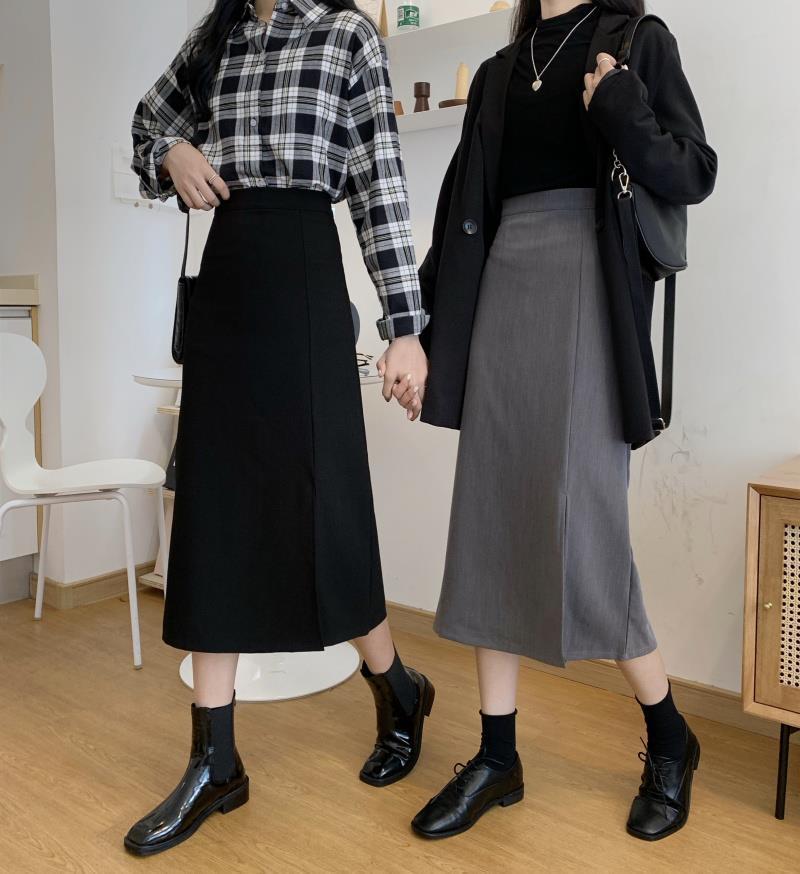 スカート 膝下丈 ミモレ丈 ロング丈 レディース 女性 婦人 大きいサイズ タイトスカート ミディアム丈 ボトムス スリット入り ハイウエスト 単色 無地 Aライン きれいめ おしゃれ かわいい カジュアル シンプル シック お出かけ 通勤 ゆったり 着回し ヘビロテ 灰 backyard-10385484 BACKYARD FAMILY ママタウン サンプル画像3