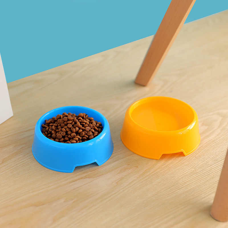 BACKYARD FAMILY ママタウンのペット用食器 フードボウル フードボール 犬 イヌ 猫 ネコ 丸型 ラウンド エサ入れ エサ皿 餌皿 定番 無地 シンプル｜アングル2