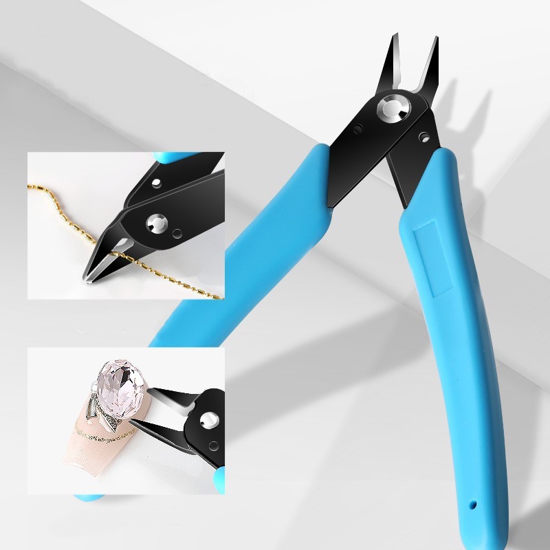 BACKYARD FAMILY ママタウンのネイルニッパー ネイルパーツカットニッパー ネイルオフ用 爪切り ネイルケア用品 ステンレス 軽量 ジェルネイル セルフネイル｜アングル2