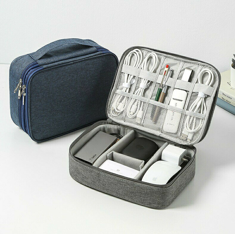 ガジェットポーチ ガジェットケース 収納ポーチ 小物入れ ツールバッグ ケーブル収納 iPadケース 防水 モバイル収納 トラベルポーチ 仕切り付き メッシュポケット付き 大容量 ファスナー 持ち手付き スクエア コンパクト 整理整頓 持ち運び 持ち歩き 出張 ビジネス backyard-10414890 BACKYARD FAMILY ママタウン サンプル画像2