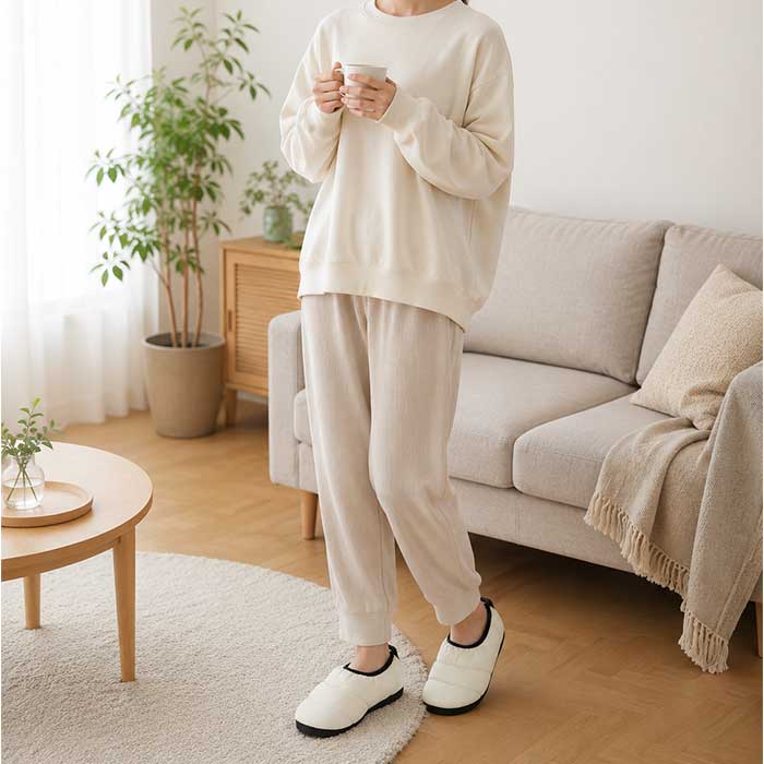 ルームシューズ もこもこ 通販 スリッパ 冬 室内履き うちばき 上履き ダウンスリッパ ダウンシューズ ふわふわ オフィス 柔らかい 防寒 レディース メンズ 暖かい あたたかい あったか 滑り止め すべり止め 男性 女性 おしゃれ かわいい ギフト 贈り物 backyard-10418196 BACKYARD FAMILY ママタウン サンプル画像3