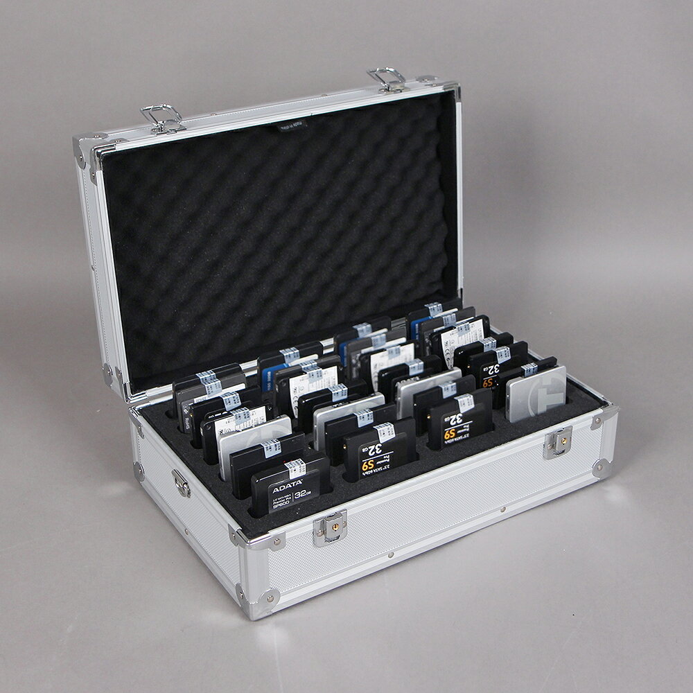 SSDハードディスク収納ケース アルミボックス SSD保管ケース アルミケース SSD収納ケース SSDボックス アルミ製 軽量 ビジネスバッグ 仕事 通勤 出張 オーダーメイド カスタマイズ 保管 持ち運び SSD28 - Image 2