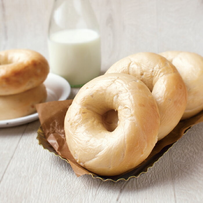 ≪季節限定≫『B&B 濃厚ミルクベーグル 単品』【3〜4営業日以内に出荷】BAGEL&BAGEL/ベーグル/パン お取り寄せグルメのサムネイル