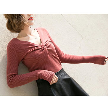 【クーポン利用で30%OFF】 ニット トップス カットソー レディース リブニット 長袖 セーター ニットソー vネック リブ編み ツイスト ねじり 春 秋 冬 タイト 胸開き プルオーバー 暖かい おしゃれ 可愛い かわいい セクシー 無地 黒 白 赤 ピンク グリーン