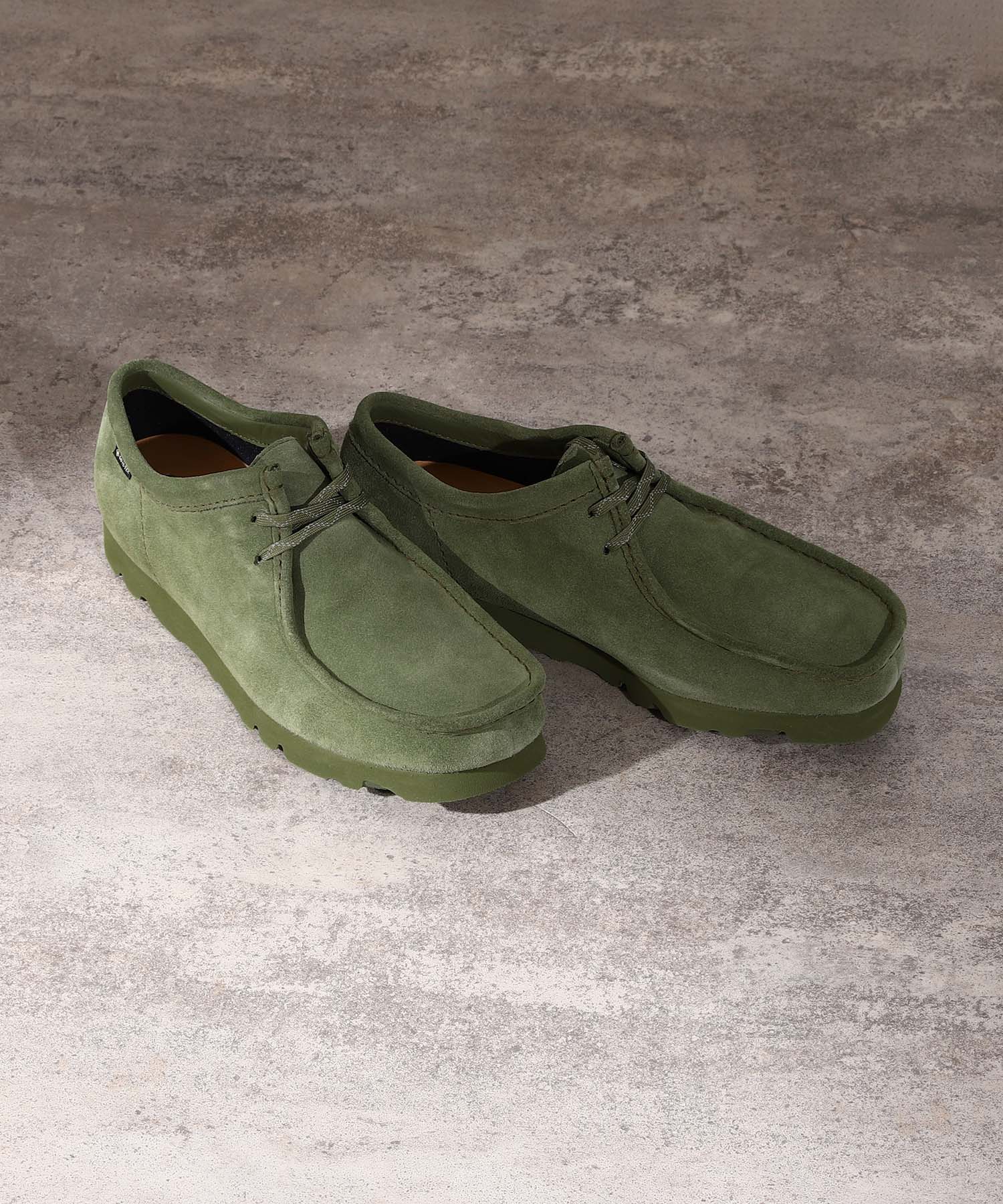 Clarks WallabeeGTX Loden Green - (26174044)国内正規品 メンズ シューズ ブーツ モカシン フットウェア 靴 ストリート カジュアル シンプル 定番アイテム オールシーズン 防水 撥水 高機能 グリーン