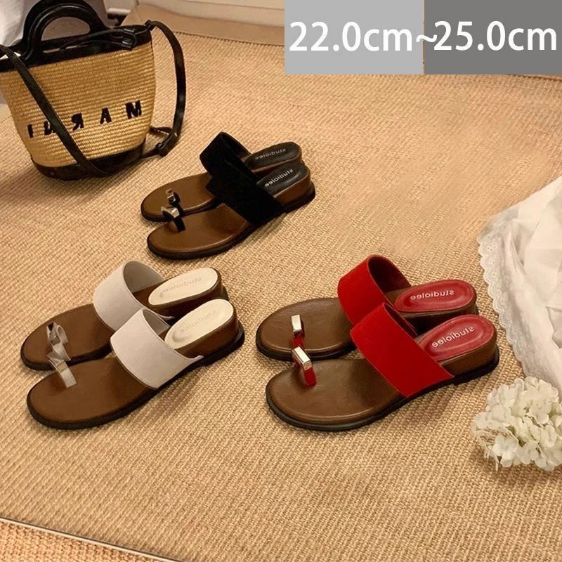 内容物：シューズのみカラー：ブラック、レッド、ホワイトサイズ：34/22.0cm,35/22.5cm,36/23.0cm,37/23.5cm,38/24.0cm,39/24.5cm,40/25.0cm厚底 履きやすい＆疲れにくい。スタイリストイチ押しの美脚サンダル。とても楽チンの厚底サンダルが新登場です★とても履きやすいので、足の疲れも和らげ効果も期待できそう☆底厚で脚長効果も十分あり、カジュアルスタイルにもぴったり合うアイテム☆長時間歩いても疲れにくいです。【注意事項】※PC、環境、光の具合等により、色のイメージが画像と若干異なる場合が御座います。※生産時期により、色合い、風合い、質感に差が生じる場合があります。※更新のタイミングによっては実在庫に相違が出る場合がございます。万が一在庫切れや入荷待ちとなる場合はメールにてご連絡いたします。※お客様都合の返品~交換は商品未使用(室内での試し履きのみ)の状態に限ります。（往復送料はお客様にご負担頂いております）0>メーカー希望小売価格はメーカーカタログに基づいて掲載しています内容物：シューズのみカラー：ブラック、レッド、ホワイトサイズ：34/22.0cm,35/22.5cm,36/23.0cm,37/23.5cm,38/24.0cm,39/24.5cm,40/25.0cm厚底 履きやすい＆疲れにくい。スタイリストイチ押しの美脚サンダル。とても楽チンの厚底サンダルが新登場です★とても履きやすいので、足の疲れも和らげ効果も期待できそう☆底厚で脚長効果も十分あり、カジュアルスタイルにもぴったり合うアイテム☆長時間歩いても疲れにくいです。【注意事項】※PC、環境、光の具合等により、色のイメージが画像と若干異なる場合が御座います。※生産時期により、色合い、風合い、質感に差が生じる場合があります。※更新のタイミングによっては実在庫に相違が出る場合がございます。万が一在庫切れや入荷待ちとなる場合はメールにてご連絡いたします。※お客様都合の返品~交換は商品未使用(室内での試し履きのみ)の状態に限ります。（往復送料はお客様にご負担頂いております）0>メーカー希望小売価格はメーカーカタログに基づいて掲載しています