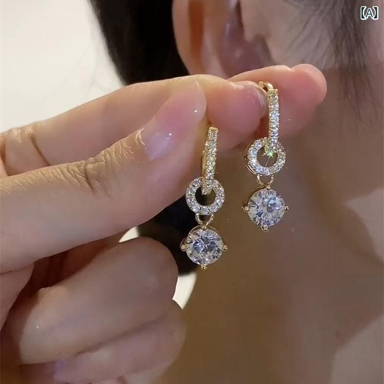 ピアス クリスタルボール 2way 大ぶり スタッドピアス 揺れる ラインストーン ジュエリー アクセサリー レディース キャッチ パーティー 結婚式 披露宴 二次会 フォーマル ギフト プレゼント 贈り物 おしゃれ