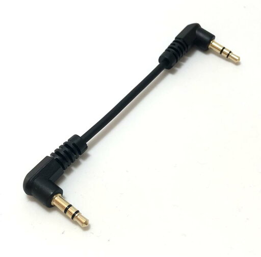 Access 両端L型 3.5mm ステレオミニプラグケーブル 0.1m オス-オス + マイクロファイバークロス付き M010-LL10 Access 両端L型 3.5mm ステレオミニプラグケーブル 0.1m オス-オス + マイクロファイバークロス付き M010-LL10