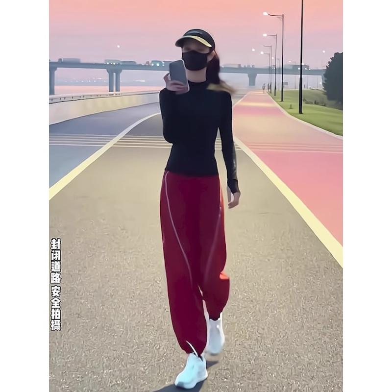 長ズボン カットソー 吸汗速乾 レディース おしゃれ レディースの スポーツウェア スーツ 春秋 2025年の スタイル で スタイリッシュ スリム ランニング ツーピース