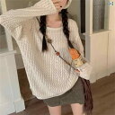 ニット トップス 七分丈 だらしない 風の 透かし彫りの ベージュの ニットの ブラウスの レディース 夏の 海辺の 休暇の ガーターの 外は 微 透の 長袖の 日焼け防止の t シャツを 掛けます。