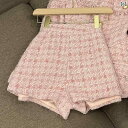 レディース セットアップ ジャケット 一掃は 新型の 婦人服の ピンクの 明るい シルクの ツイードの コートの ジャケット 半 ズボンの スーツ 2つの セットの ファッションの スーツを 拾い上げます。