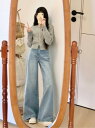 デニムパンツきれいめ ストレート ハイウエスト 水色の ゆったり ストレート ジーンズの 女性 春の 新型高 腰が 痩せている ファッションに 合わせて 垂れ下がっている 感じが します。