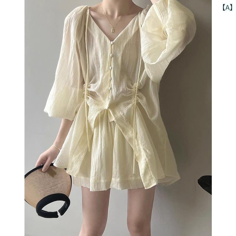 セットアップ レディース Vネック レトロで 痩せている スーツ 女性 2025 夏の 新型 韓国 系 v ネック シャツ ワイド パンツの 2 セットの ファッション