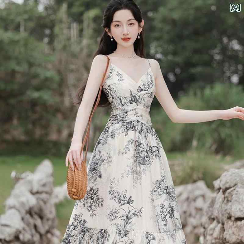 シフォン スカートきれいめ 2点 セットの ストラップ ワンピースの 質感の ハイエンドの 水墨 画は 腰を 収めて やせている 中で 長い スカートの ビーチ...