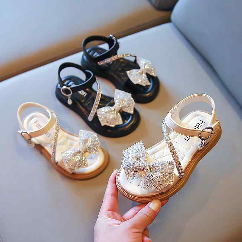 シューズ サンダル ソフトソールシューズ 幼児用 ベビー用 ファッション かわいい おしゃれ 脱げにくい 汚れ防止 滑り止め 通気性 外出用 アウトドア ブラック ホワイト 夏