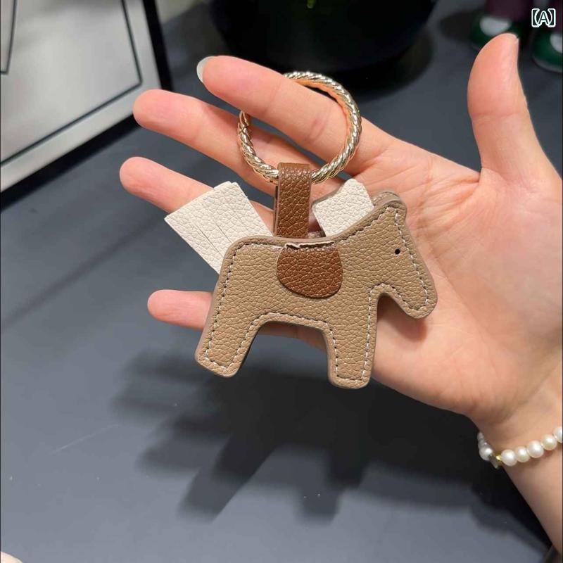 帽子クリップ 旅行 屋外 フック ホルダー ファッション おしゃれ かわいい アクセサリー 収納 吊り 紛失防止 磁気 ブラウン