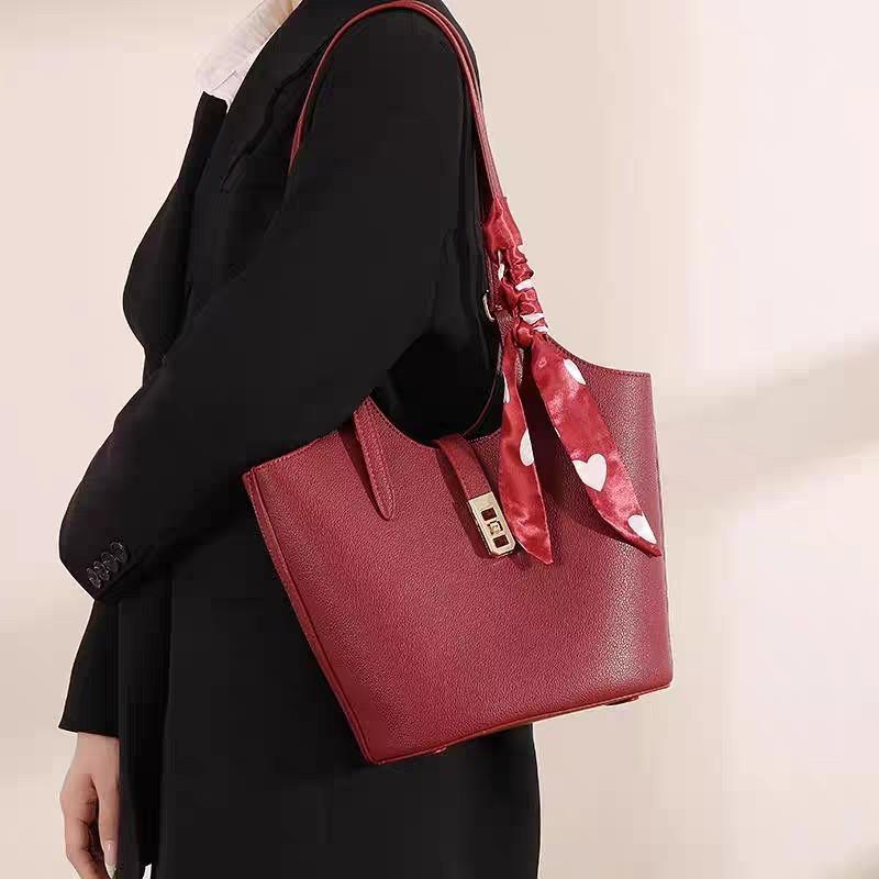 楽天バランスケア　楽天市場店レディース カゴバッグ レッド ブライダルバッグ レディース 高級 ウェディング バッグ ポータブル 野菜 かご バッグ 大容量 バケット バッグ