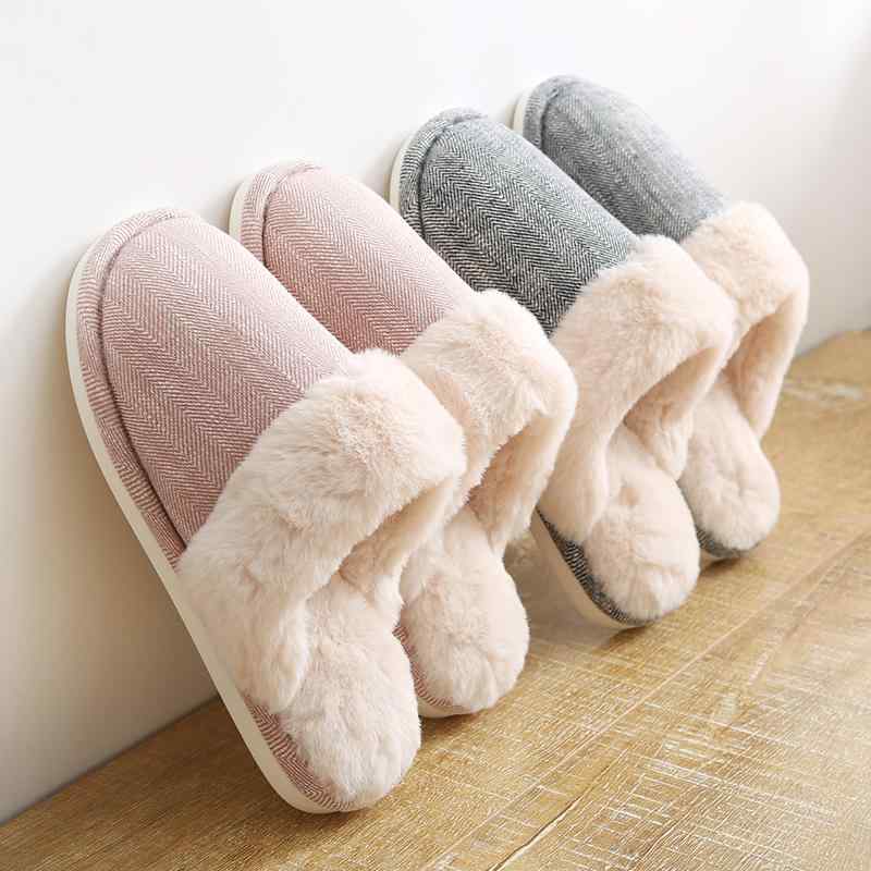 ルームスリッパ 暖かい 室内履き 家庭用 オフィス カップル シンプル カジュアル 滑り止め 保温 厚底