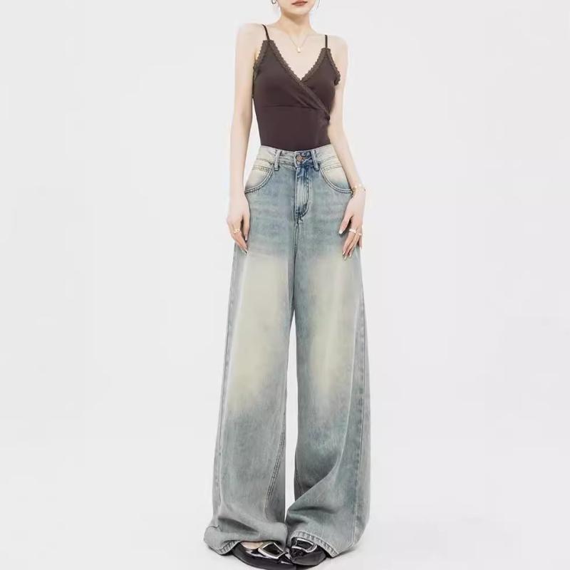 レディース ワイドパンツ ひんやり ABWEAR 2024春秋 レトロ ワイド ジーンズの 女性は やせて ゆったり ストレート パンツを 見せます。